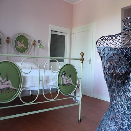 Agriturismo Eschito Hotel Montottone Kültér fotó